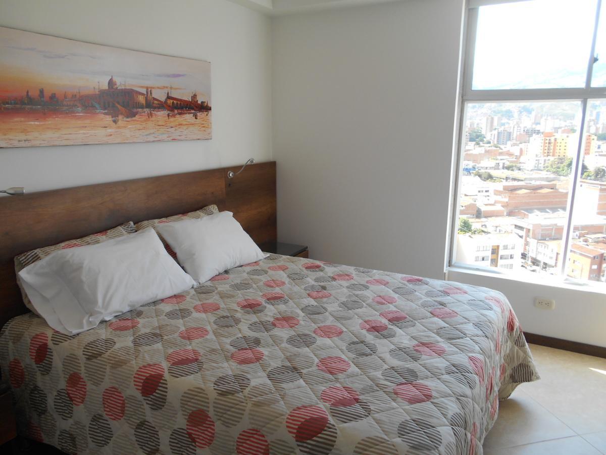Apartasuites Av Μεντεγίν Εξωτερικό φωτογραφία